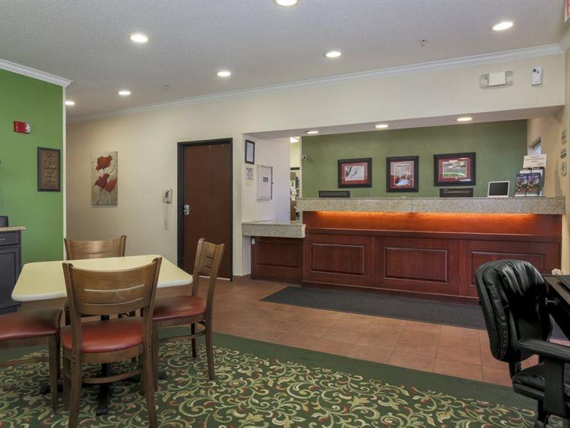 Hotel Wingate By Wyndham Uniontown Exterior foto