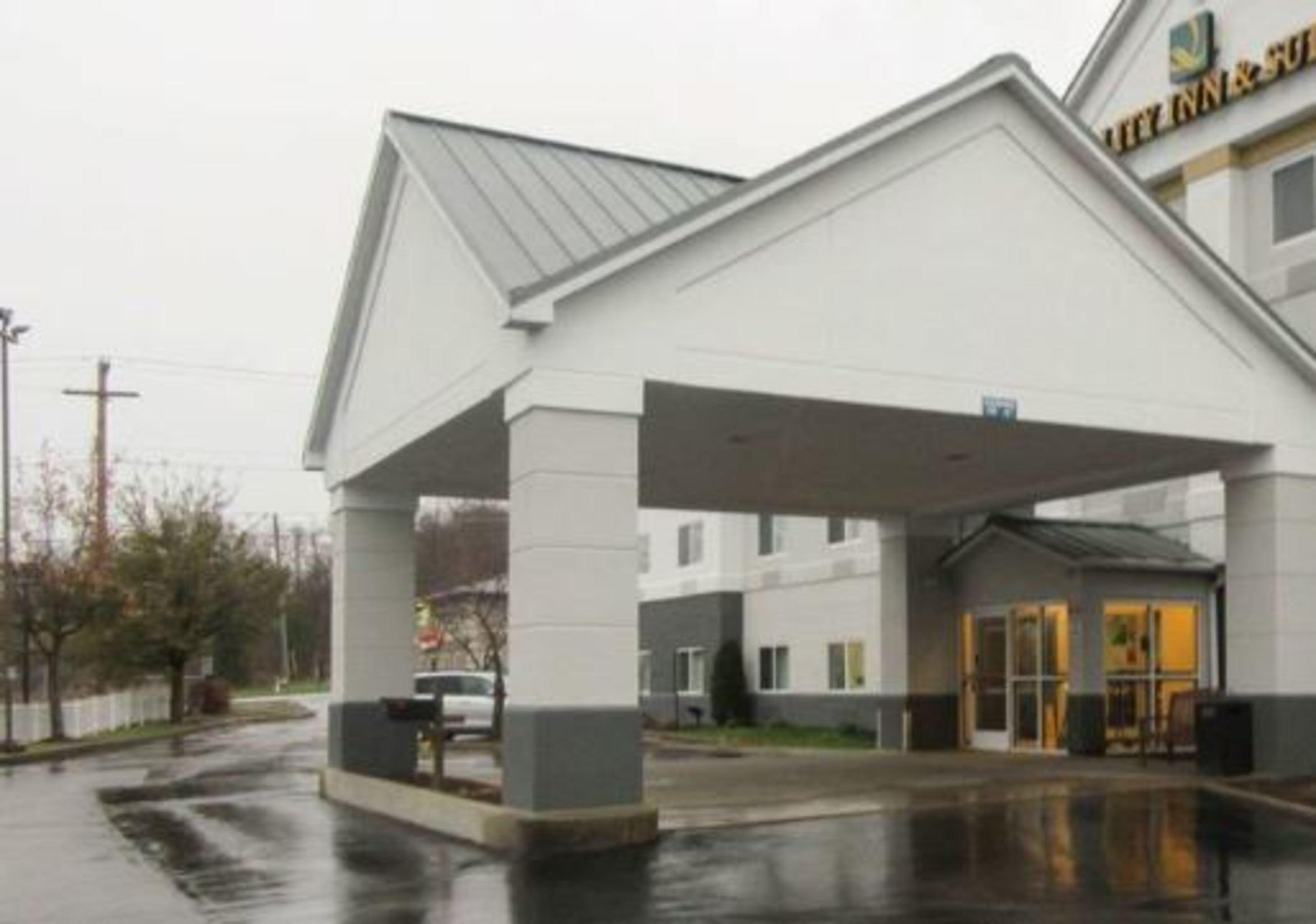 Hotel Wingate By Wyndham Uniontown Exterior foto